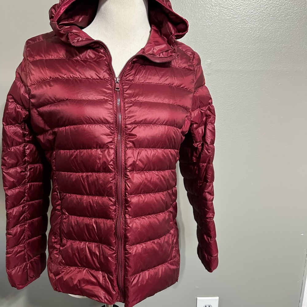 Szza youth size XXL hooded puffer jacket with two front zip pockets - Picture 6 of 12
